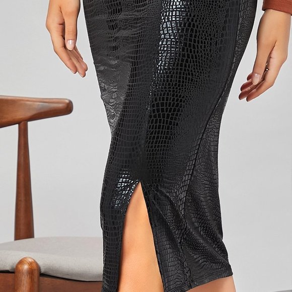 Black Preppy Womens Faux Croc Leather Slit Pencil Skirt - Picture 2 of 5